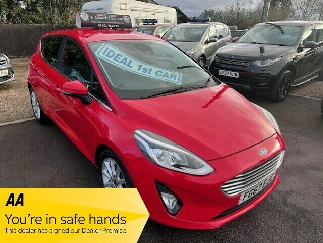 Ford Fiesta Titanium Red