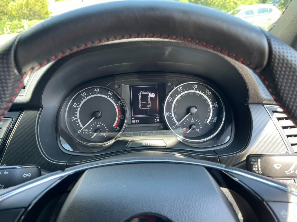 Skoda Fabia 2021 1.0 Tsi Monte Carlo Estate Dsg Eur Silver #6