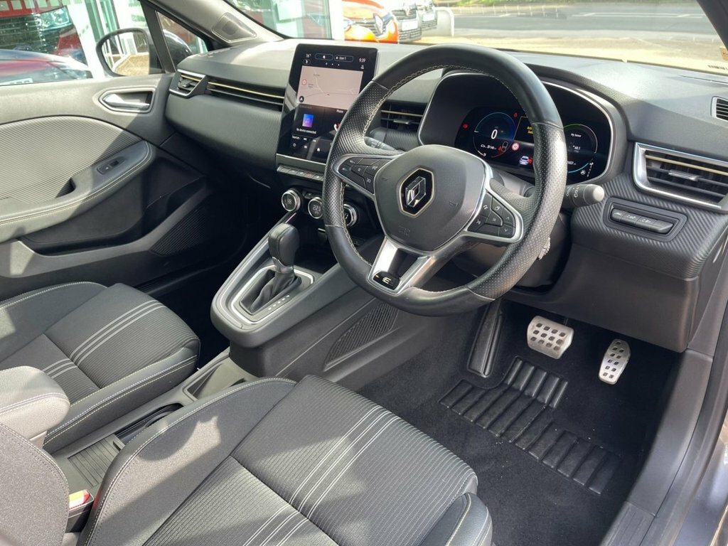 Renault Clio 2023 1.6 E-tech E-tech Engineered Hatchback Pe YB72HCA Grey #2