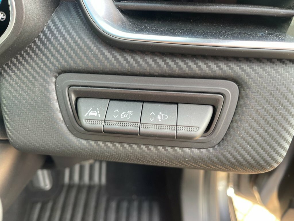 Renault Clio 2023 1.6 E-tech E-tech Engineered Hatchback Pe YB72HCA Grey #4