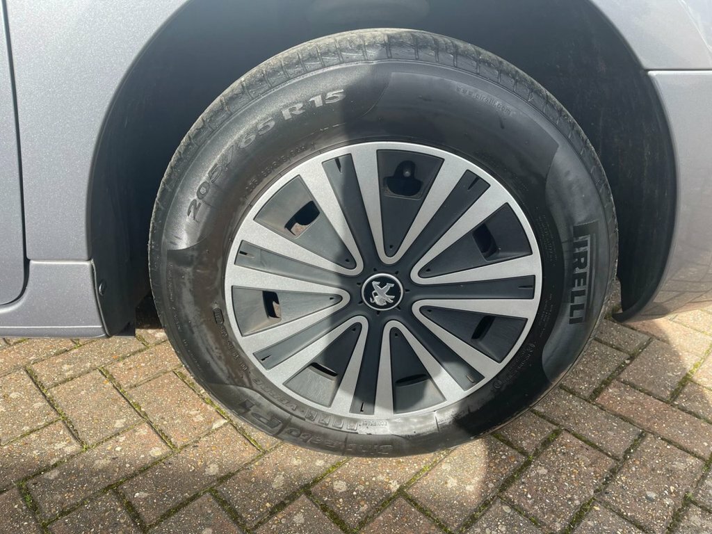Peugeot Partner Tepee 2017 1.6 Bluehdi Allure Mpv Euro Grey #2