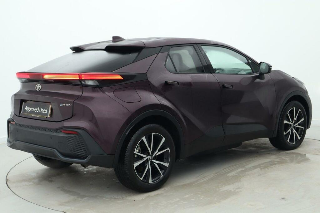 Toyota C-Hr 2.0 Vvt 13.6Kwh Design Suv Plug-in Hybr SP75YUY Purple #2