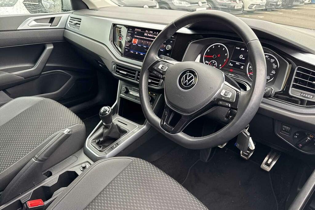 Volkswagen Polo 1.0 Tsi 95 Active Silver #6