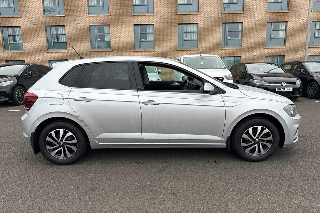Volkswagen Polo 1.0 Tsi 95 Active Silver #4