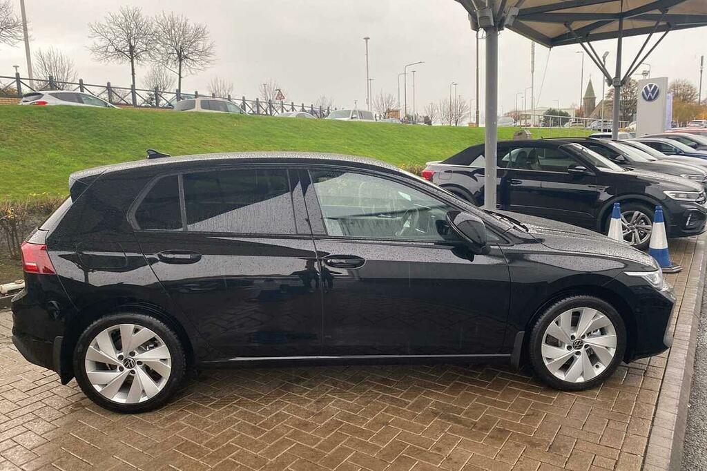 Volkswagen Golf 1.5 Tsi 204 Match Ehybrid Dsg SM75CYY Black #4