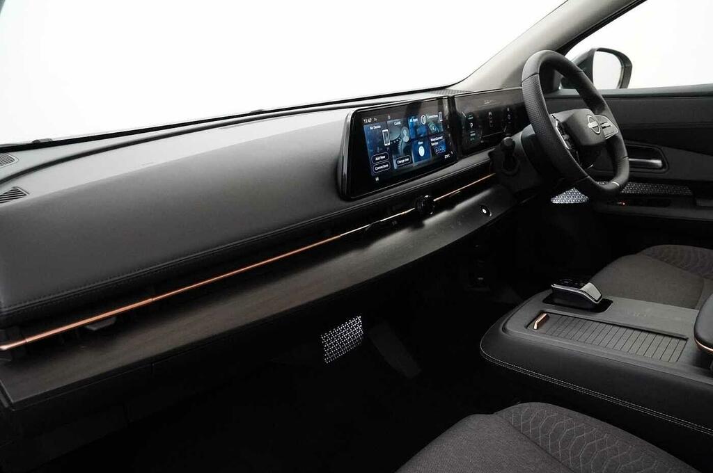 Nissan Ariya 63Kw Shiro Limited Edition With Sat Nav And R EY75FDC White #2