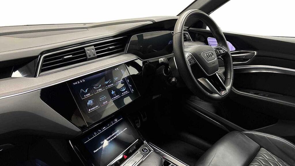 Audi Q8 e tron Vorsprung 50 E-tron Quattro 250,00 Kw LA20XMY Black #2