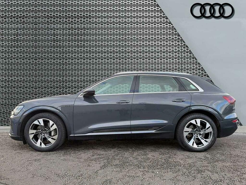 Audi Q8 e tron Sport 50 E-tron Quattro 250,00 Kw Grey #4