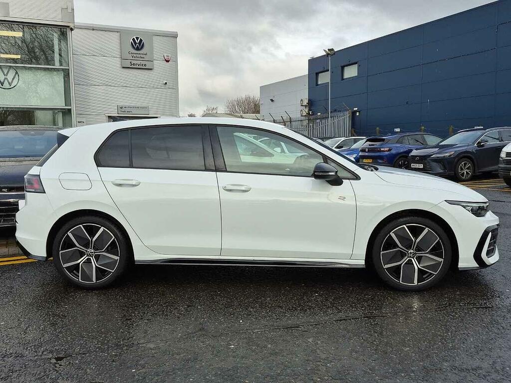 Volkswagen Golf Black Edition 1.5 Etsi 150Ps 7-Speed Dsg ST25YOC White #4
