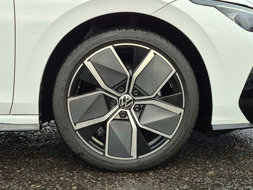 Volkswagen Golf Black Edition 1.5 Etsi 150Ps 7-Speed Dsg ST25YOC White #5