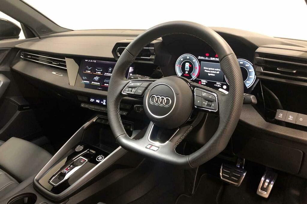 Audi A3 Black Edition 35 Tdi 150 Ps S Tronic SM25XFY Black #6