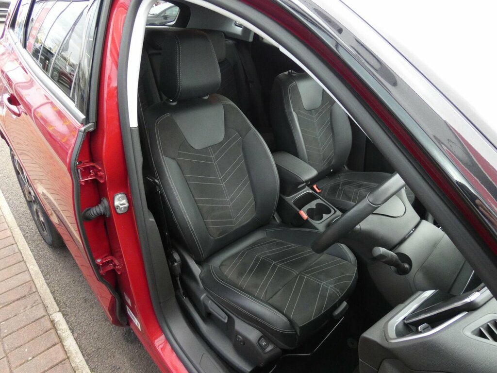 Vauxhall Grandland 1.2 Turbo Ultimate Euro 6 Ss MD72GFZ Red #6