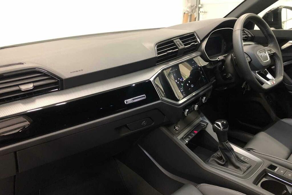 Audi Q3 Black Edition 35 Tfsi 150 Ps S Tronic SM25OCD Black #2