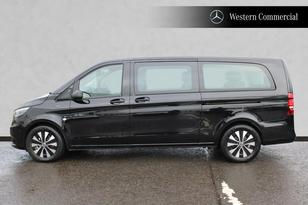Mercedes-Benz eVito 100Kwh Premium Tourer Double Cab Black #4