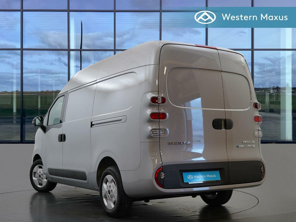 Maxus eDeliver 5 64Kwh Panel Van 6Dr L1 163 Ps White #4