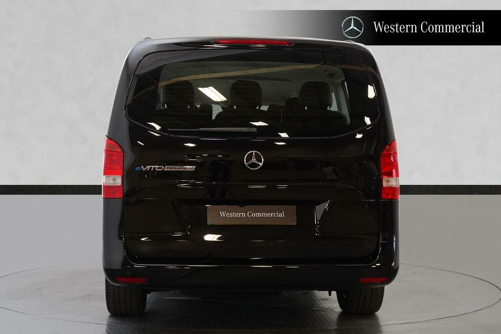 Mercedes-Benz eVito 100Kwh Premium Tourer Double Cab Black #5