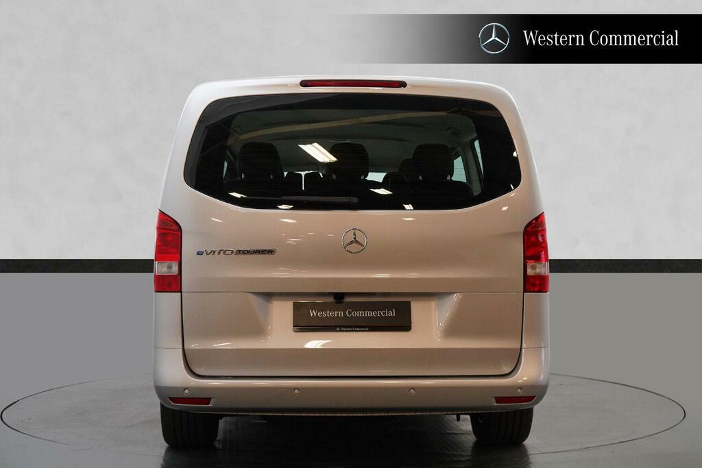 Mercedes-Benz eVito 100Kwh Premium Tourer Double Cab Silver #5