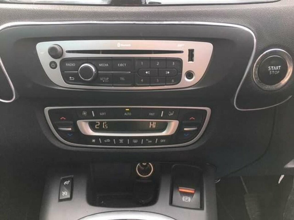 Renault Scenic Mpv 1.5 Dci Energy Dynamique Tomtom Euro 5 Ss 5 White #6