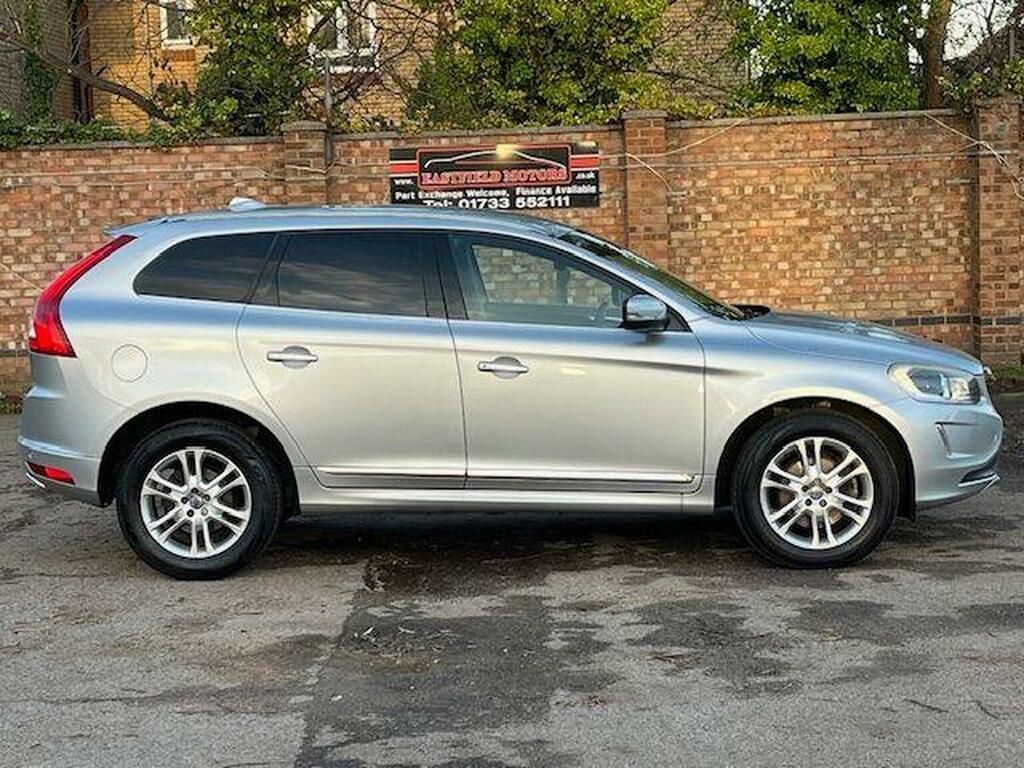 Volvo XC60 Suv 2.4 D4 Se Lux Nav Awd Euro 6 Ss 2 CV16VNX Silver #2