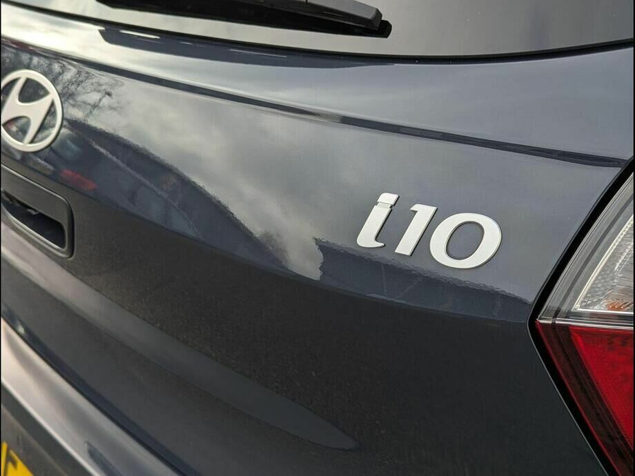 Hyundai I10 1.2 Premium Euro 6 Ss DF23XTW #3