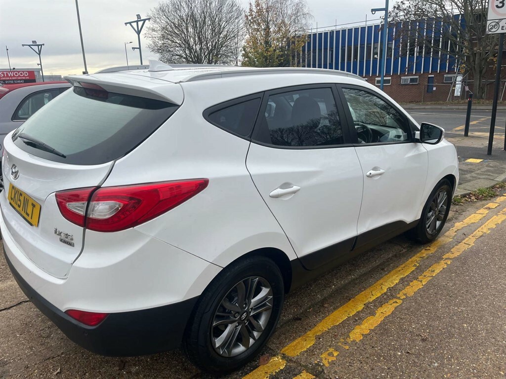 Hyundai Ix35 Se Nav Crdi CK15NLT White #4