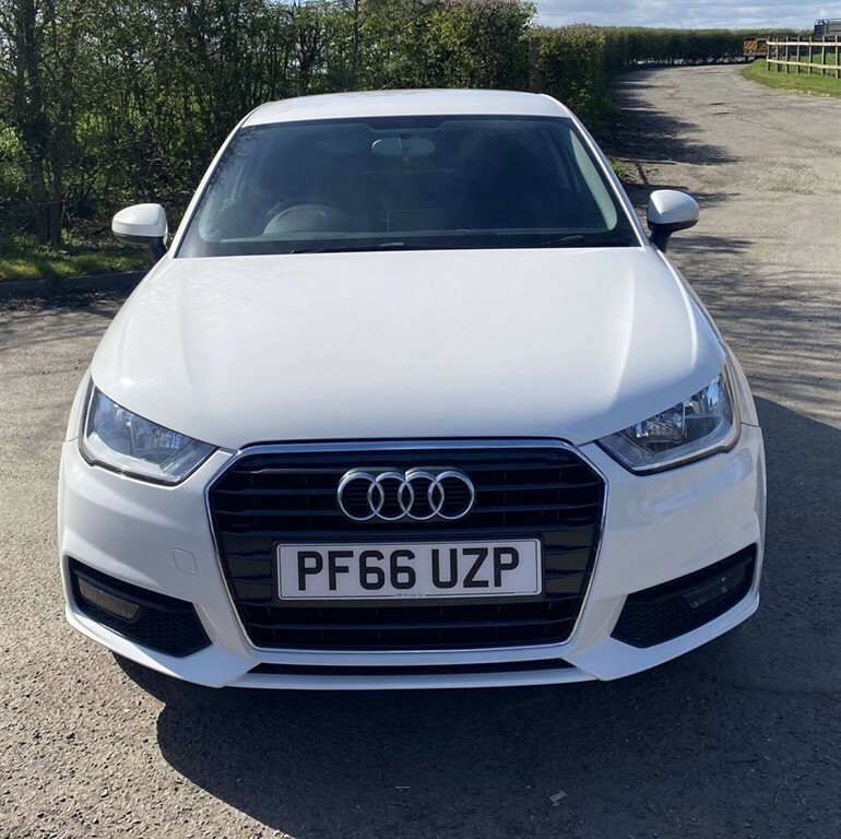 Audi A1 Sport Tdi PF66UZP White #5