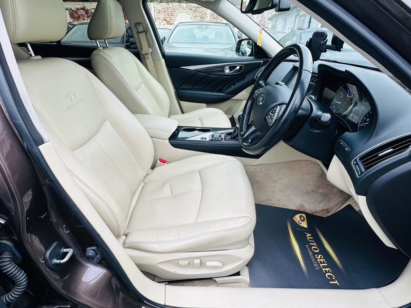 Infiniti Q50 Saloon Brown #10