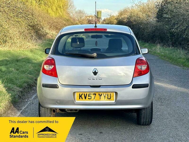 Renault Clio 1.5 Dci Dynamique Silver #3
