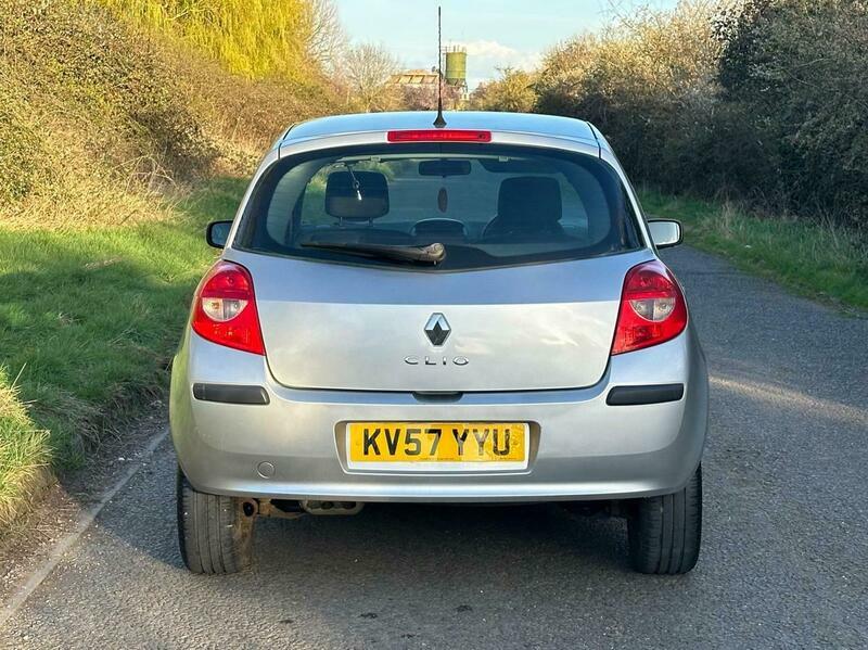 Renault Clio 1.5 Dci Dynamique Silver #6