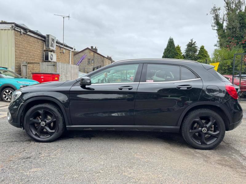 Mercedes-Benz GLA Class 2.1 Gla200d Sport Suv 7G-dct Euro 6 S LO67AVW Black #2