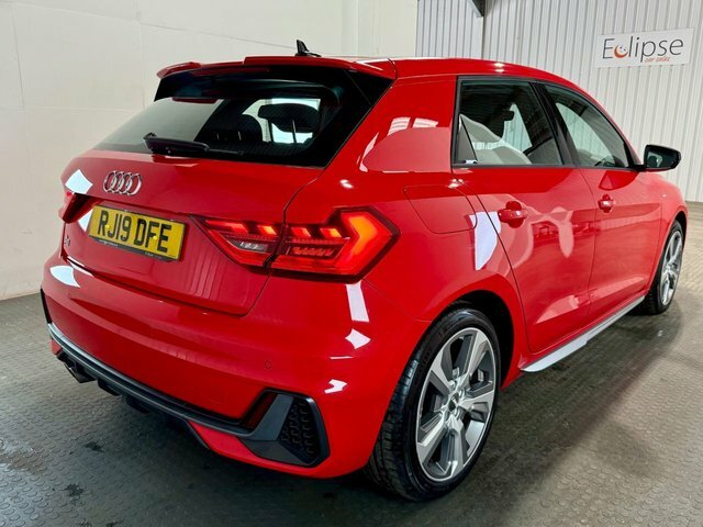 Audi A1 2019 2.0 Tfsi 40 S Line Competition Sportback Red #6