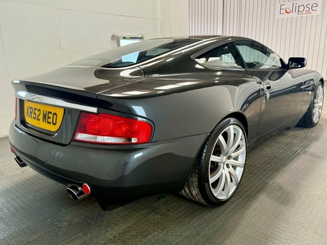 Aston Martin Vanquish 2003 5.9 Coupe 6 Speed Paddle Shift 396 Gkm, KR52WEO Black #4