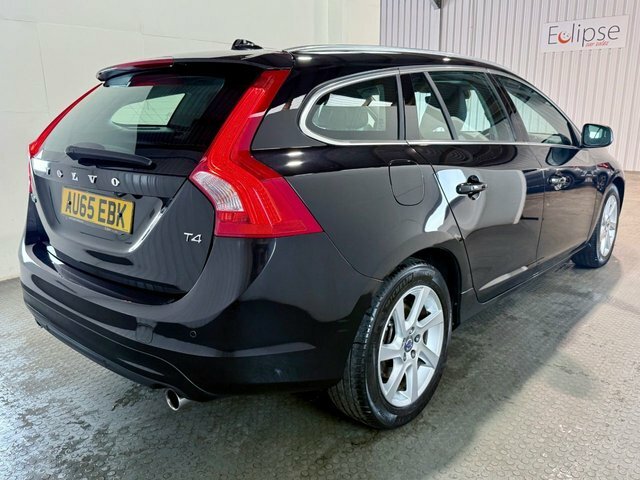Volvo V60 2015 1.6 T4 Se Lux Estate Powershift Eu Black #6