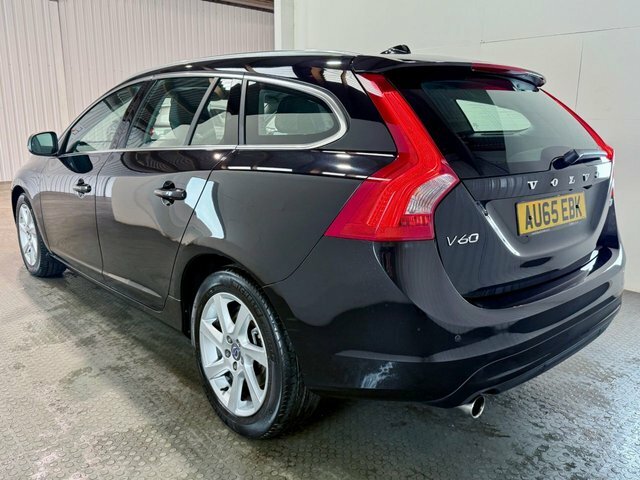 Volvo V60 2015 1.6 T4 Se Lux Estate Powershift Eu Black #4