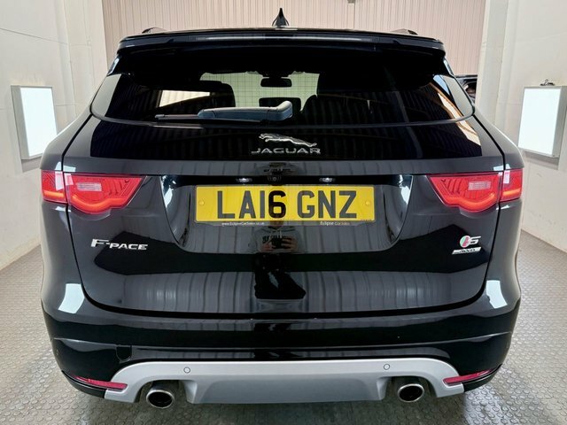 Jaguar F-Pace 2016 3.0 D300 V6 S Suv Awd Euro 6 LA16GNZ Black #5