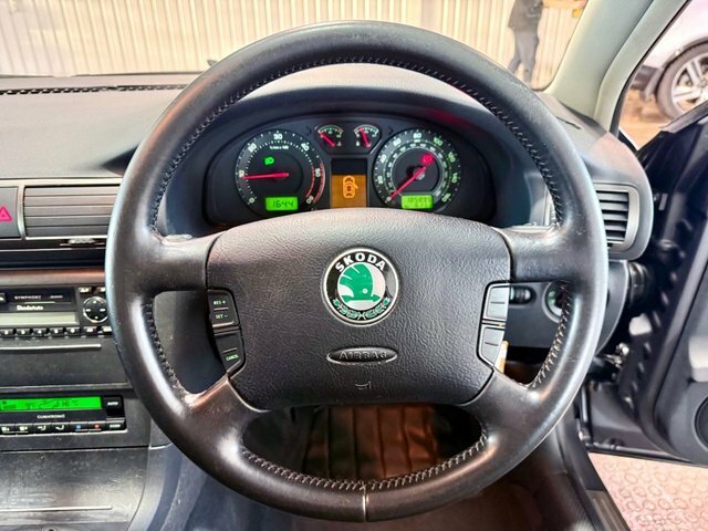 Skoda Superb Diesel Grey #10