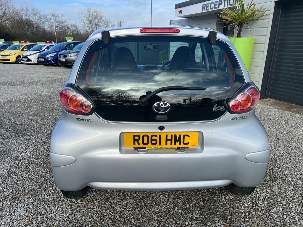 Toyota Aygo 1.0 Vvt-i Ice Hatchback Euro 5 Silver #3