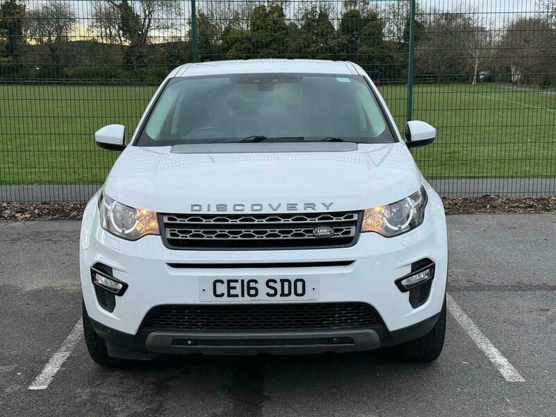 Land Rover Discovery Sport 2.0 Td4 Se Tech CE16SDO White #2