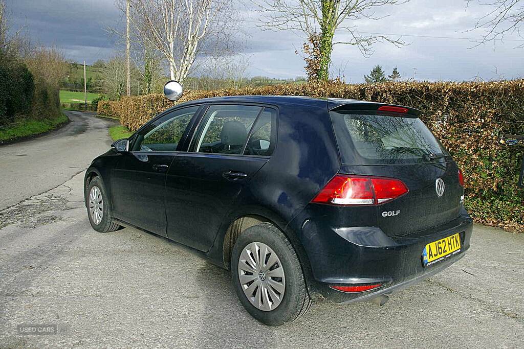 Volkswagen Golf 1.6 Tdi 105 S AJ62HTK Black #4