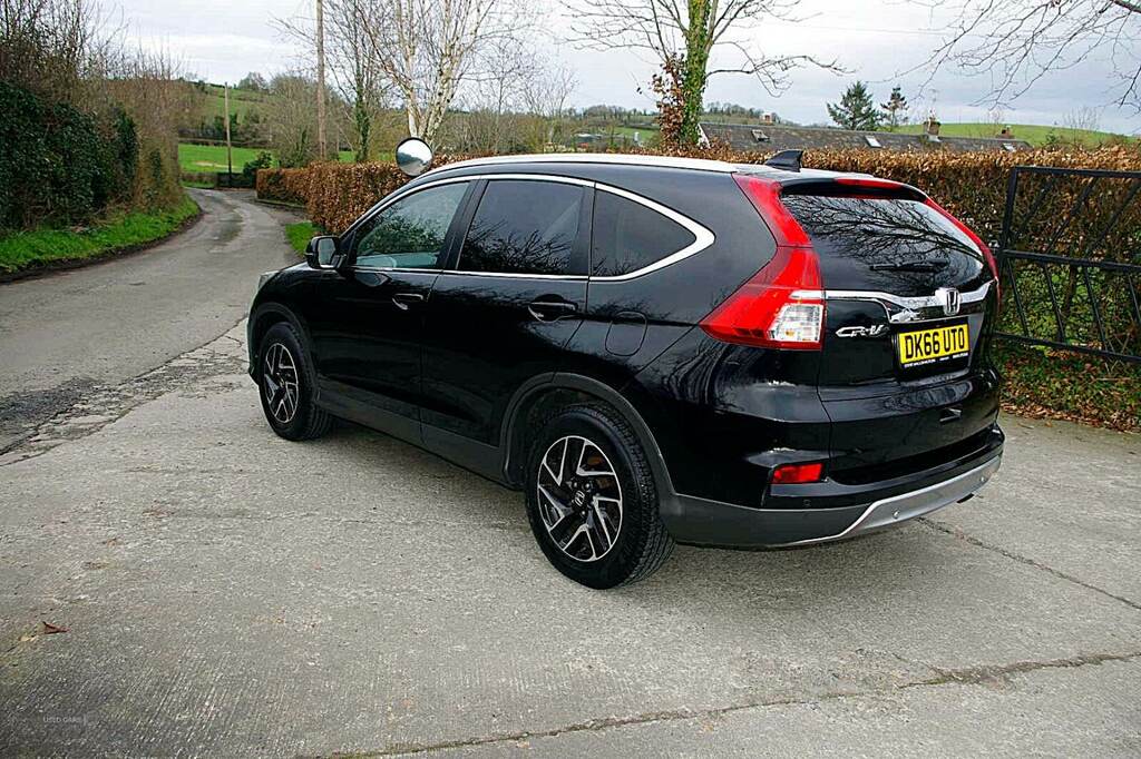 Honda Cr-V 1.6 I-dtec Se Plus 2Wd DK66UTO Black #4