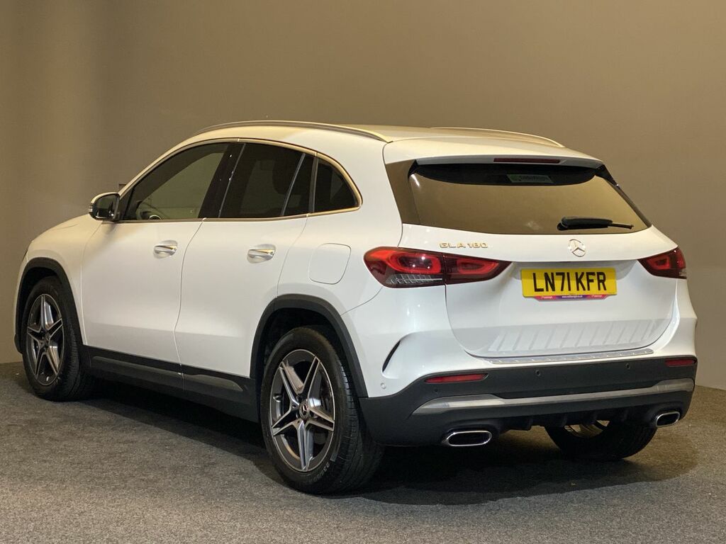 Mercedes-Benz GLA Class 180 1.3 Amg Line Premium Nq LN71KFR White #2