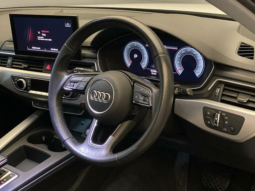 Audi A4 2.0 Tdi 35 Technik S Tronic Vq FG72VXW #4