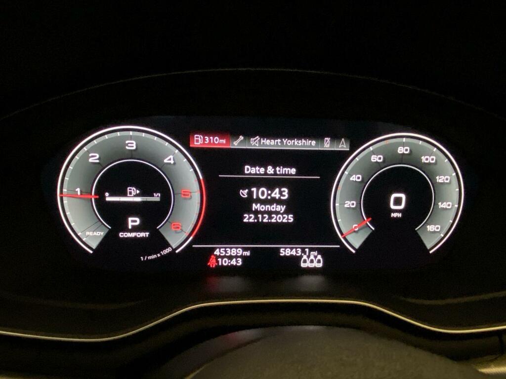 Audi A4 2.0 Tdi 35 Technik S Tronic Vq FG72VXW #6