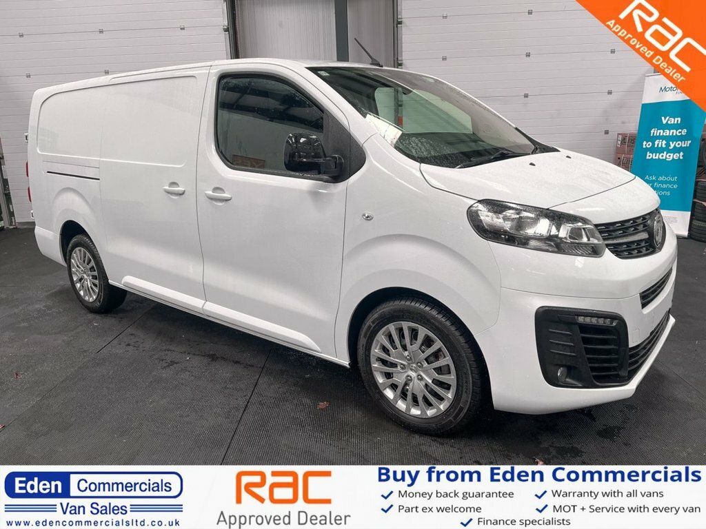 Vauxhall Vivaro 2L L2h1 F3100 Pro White