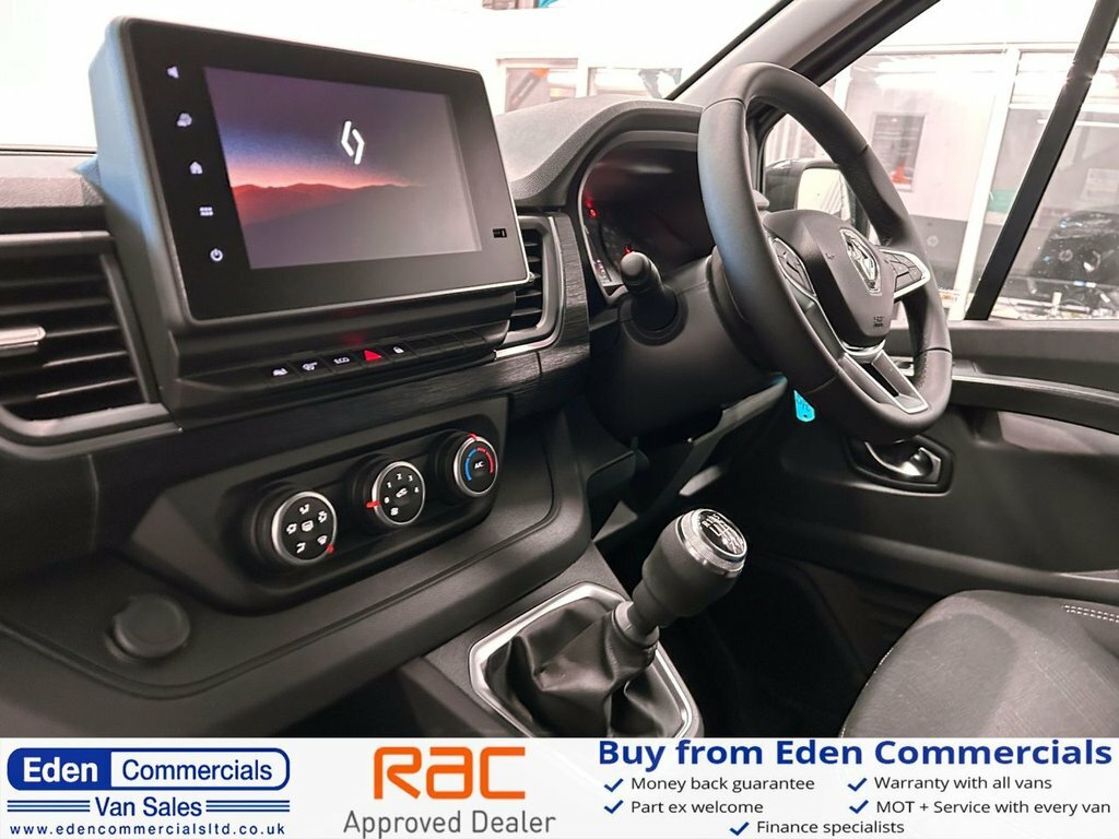 Renault Trafic 2L Extra Black #3