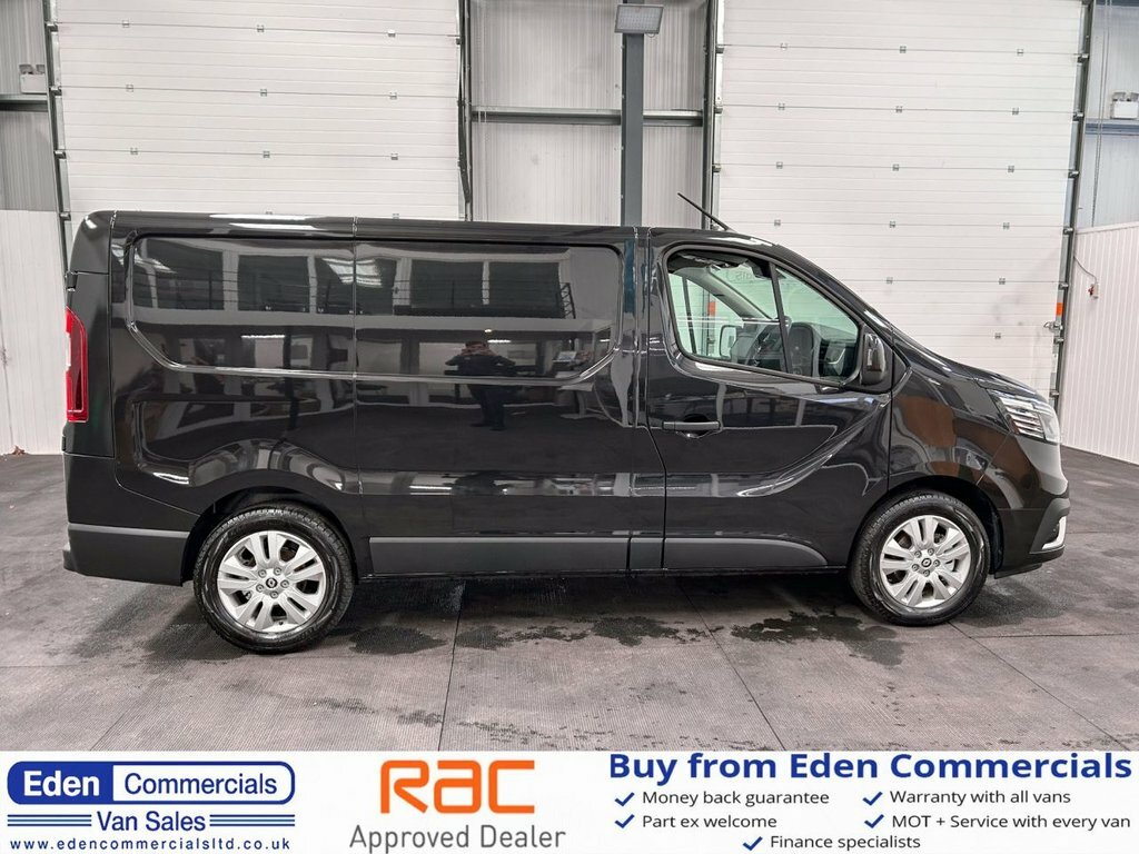 Renault Trafic 2L Extra Black #2