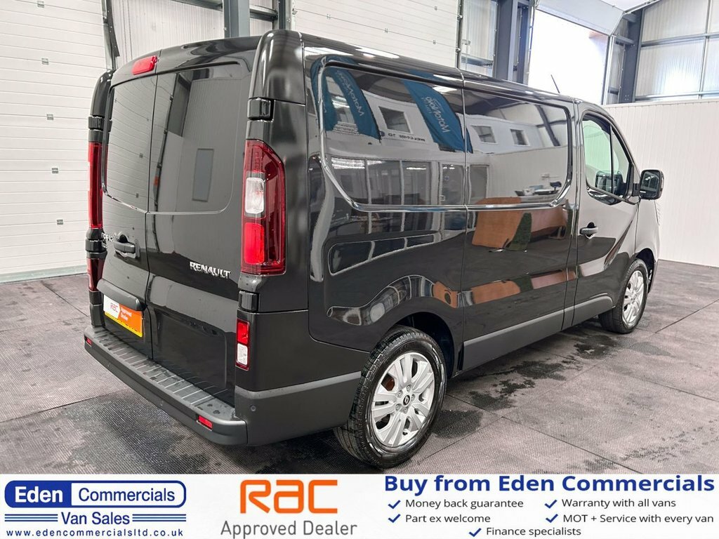 Renault Trafic 2L Extra Black #4