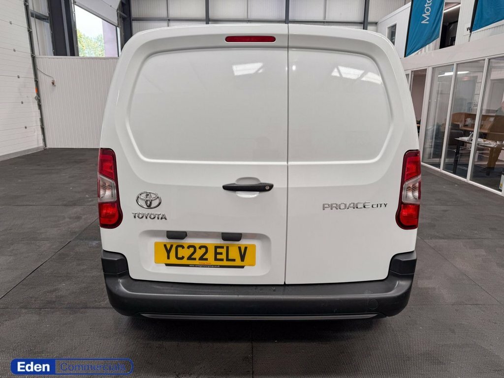 Toyota Proace City 1.5L Active YC22ELV White #6