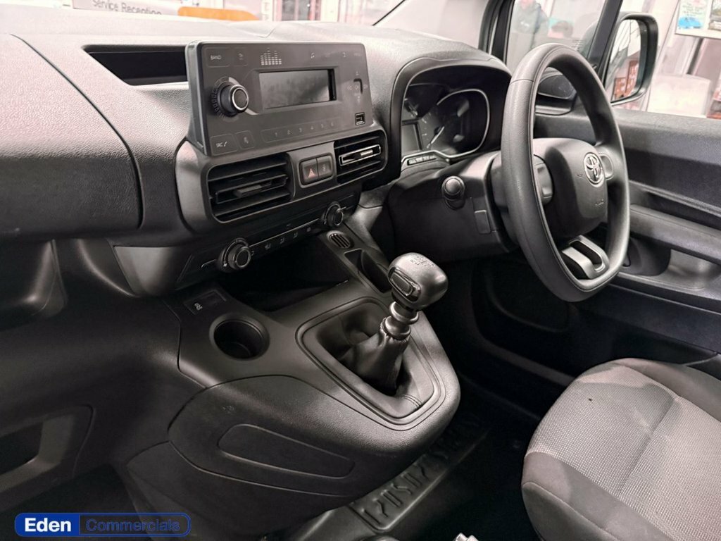 Toyota Proace City 1.5L Active YC22ELV White #3