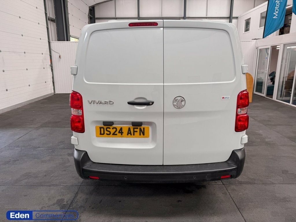 Vauxhall Vivaro 2L Prime 6Dr DS24AFN White #6
